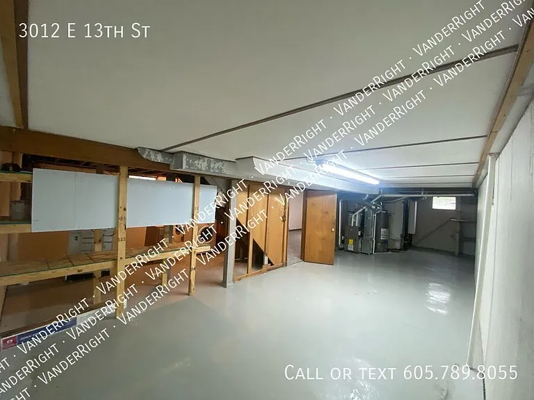 3012 E 13th St — Photo 17