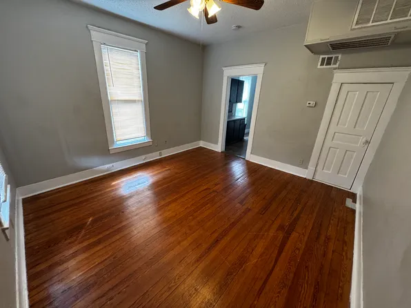 413 W Franklin St APT 1, Waxahachie, TX 75165