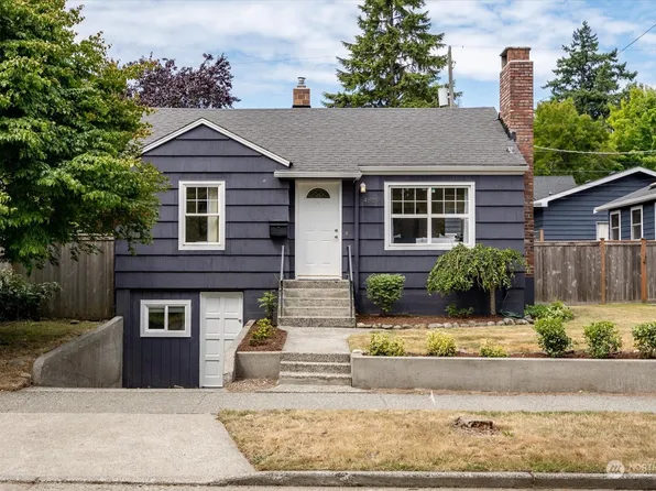 4839 50th Avenue SW, Seattle, WA 98116