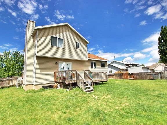 Rear View - House view 3