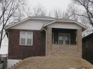 1323 Gimblin St, Saint Louis, MO 63147