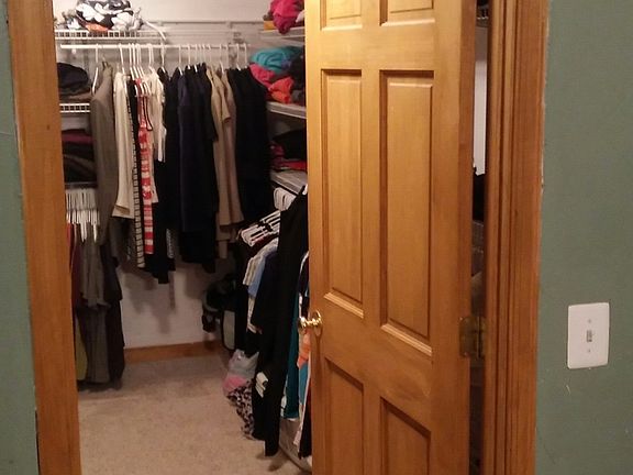 Walk In Closet