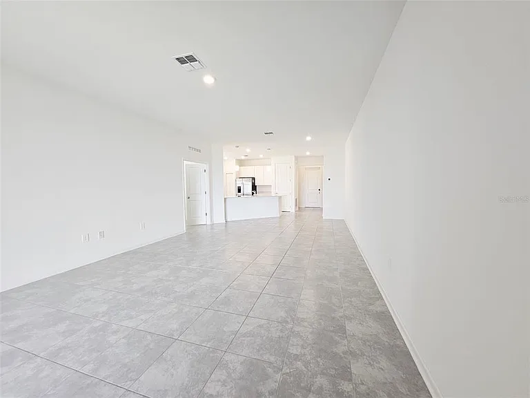 652 Daring Dr — Photo 10