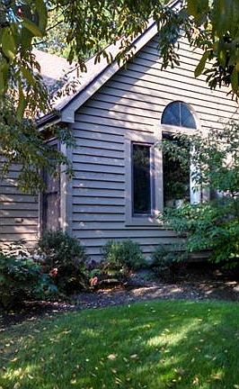 2nd image of 800 Arboretum Cir