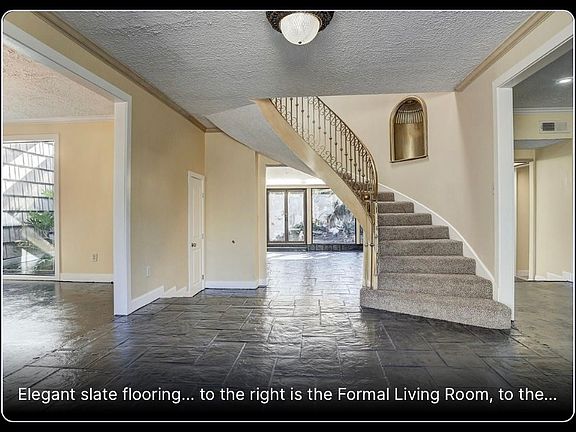 3rd image of 5203 Braesvalley Dr
