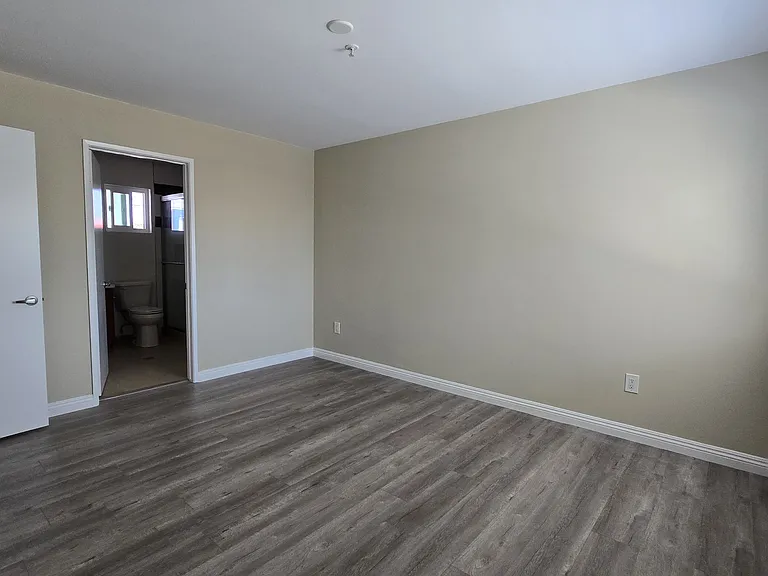 217 N Monterey St #2 — Photo 7