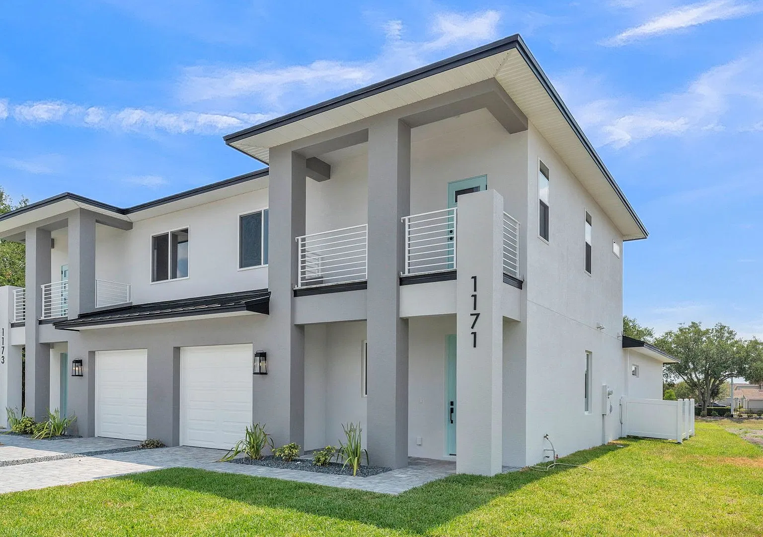 Stunning New Construction Villa for Rent Near Lake John — Photo 2