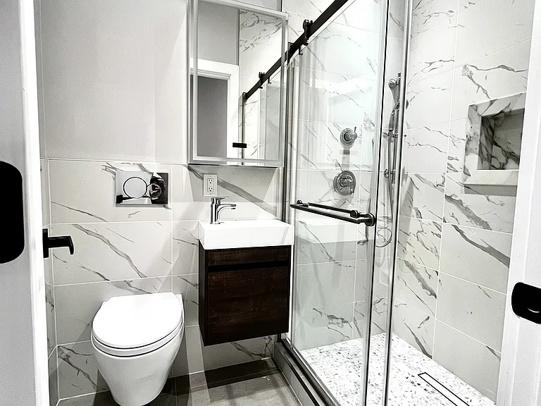 30-18 31st St #2A — Photo 16