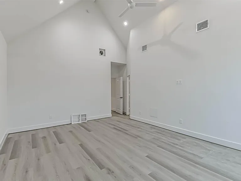 7709 Earl Rudder Way — Photo 23
