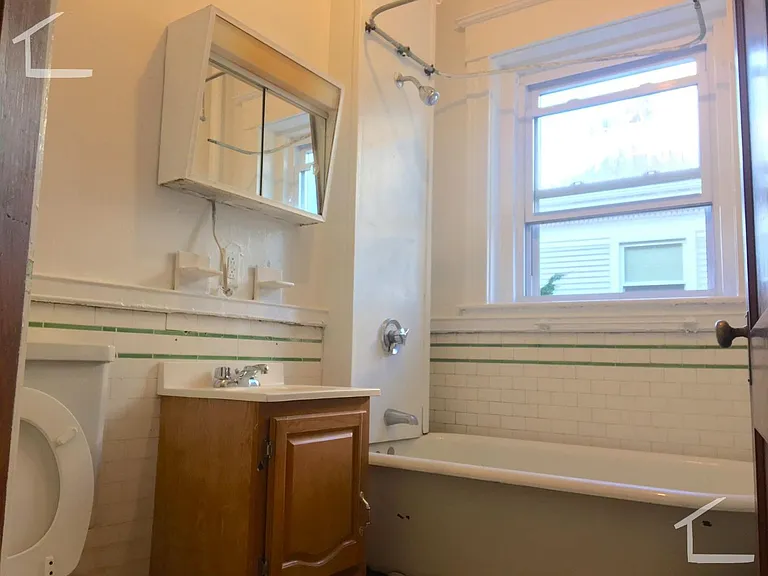 133 Englewood Ave #1 — Photo 10