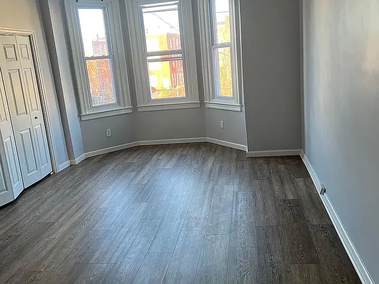 3521 N 21st St #2R — Photo 7