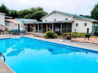 6933 Yellow Creek Rd, Murrayville, GA 30564
