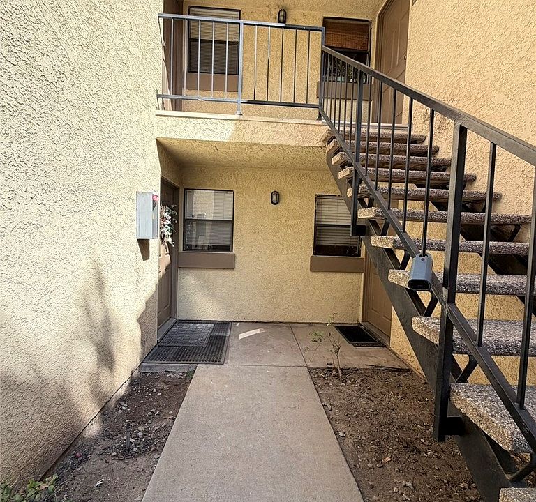 1st image of 1144 W Blaine St APT 102