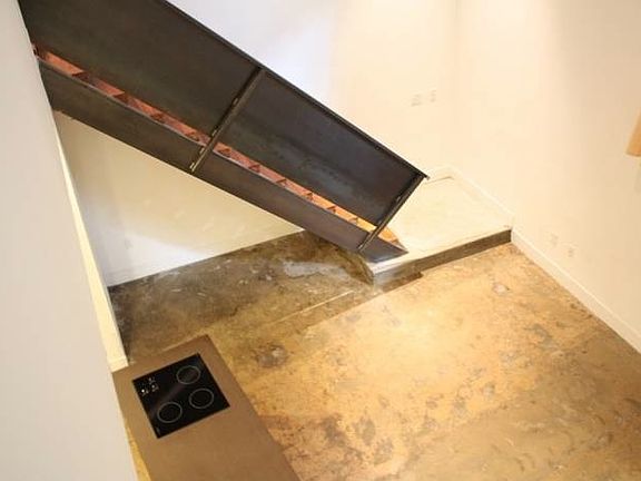 5th image of 1620 Altamont Ave APT 29