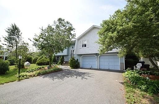 2nd image of 75 Bittersweet Ln