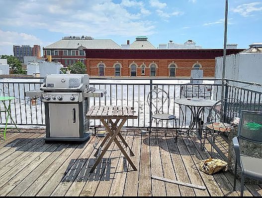3rd image of 65 Irving Ave APT 5