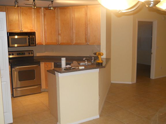 5th image of 17 Arbor Club Dr Unit 103
