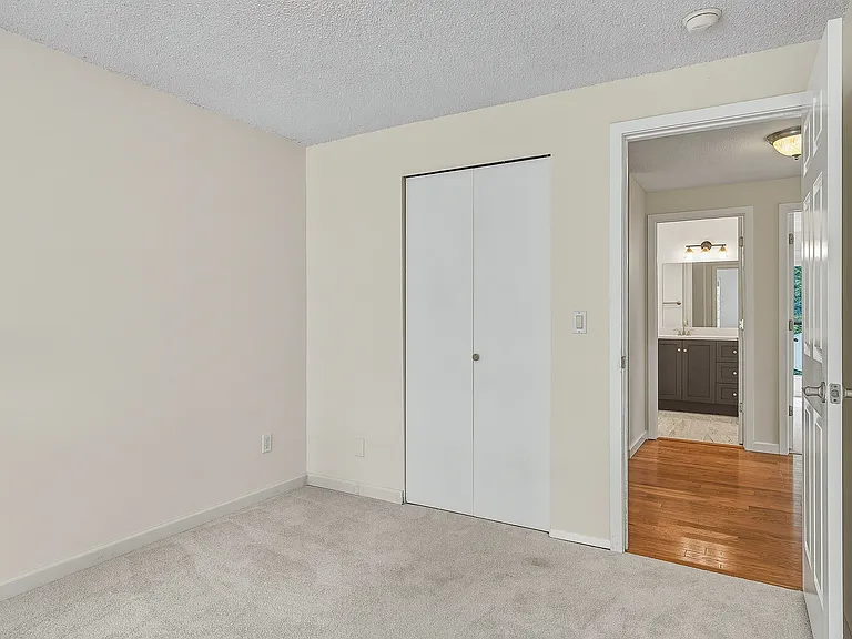 16531 NE 98th Ct — Photo 10