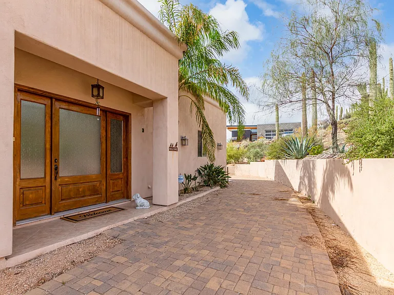 6770 E Skyline Dr — Photo 36