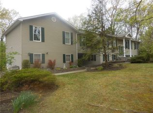 50 Heinsman Ln, Wallkill, NY 12589
