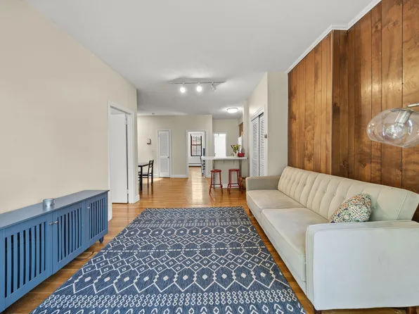 8 Wigglesworth St APT 3, Boston, MA 02120