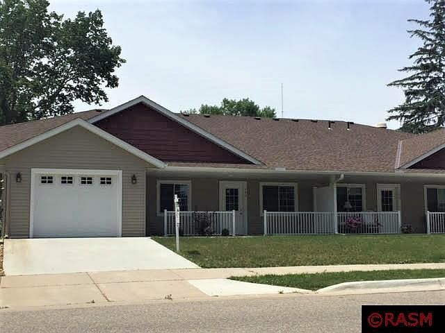 2nd image of 108 Cloverdale Ln
