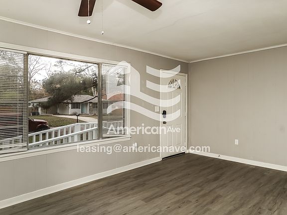 2-Living Room