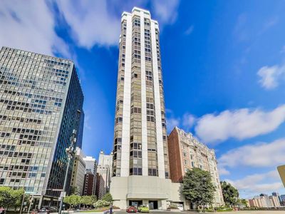 990 N Lake Shore Dr APT 9A, Chicago, IL, 60611