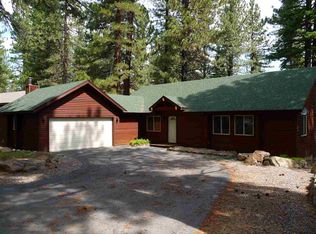 10734 Torrey Pine Rd, Truckee, CA 96161