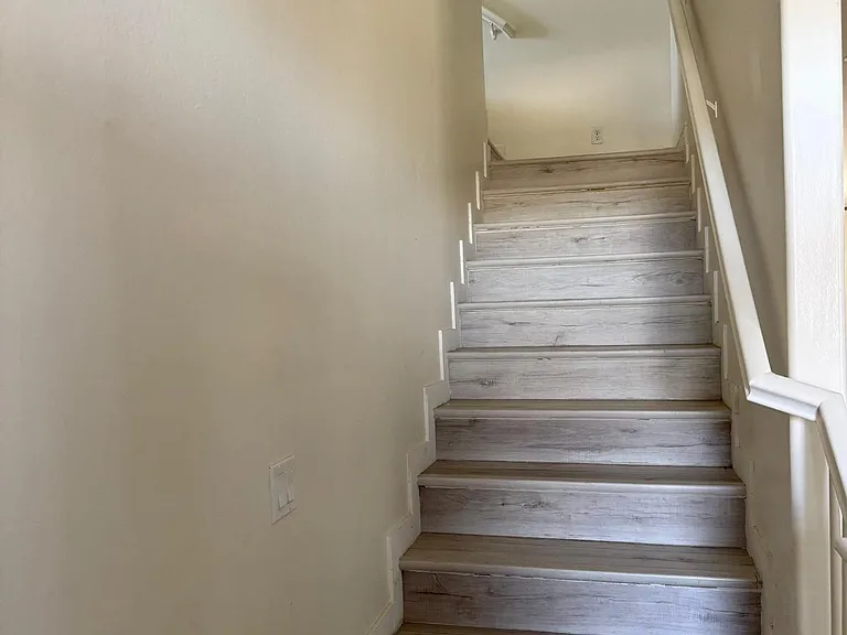 9105 Woodbrook Dr — Photo 9
