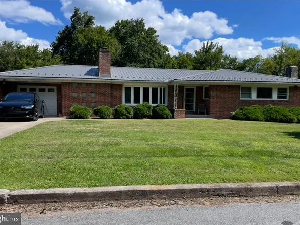 193 Cedar Ave, Middletown, PA 17057