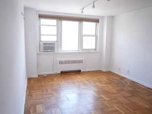 Sold by Robert E. Hill  | media 2