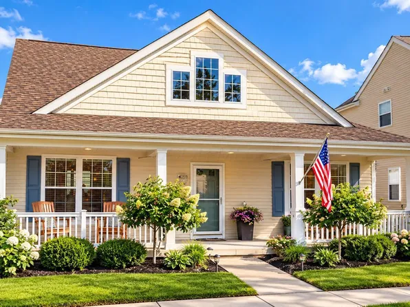 6083 Grand Strand Ave, Westerville, OH 43081