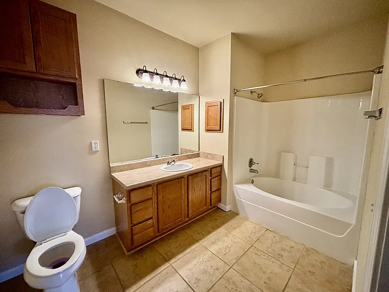 Arbor Place Apartments — Photo 40