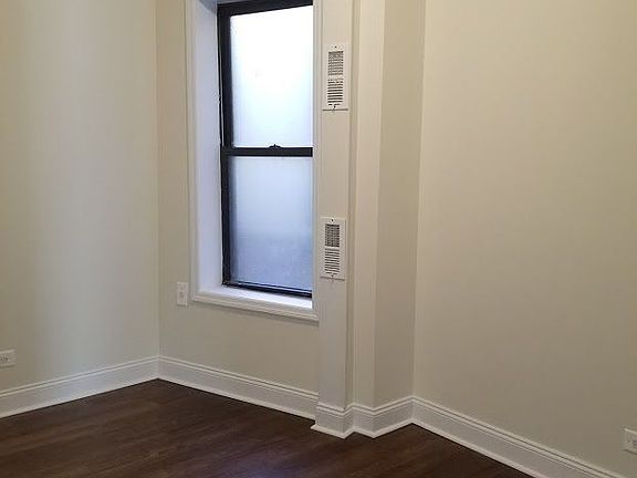 5th image of 327 W 21st St APT 3E
