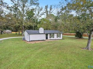 1698 Parker Rd SE, Hartselle, AL 35640