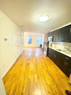 Rented by Delmark Realty LLC | media 1