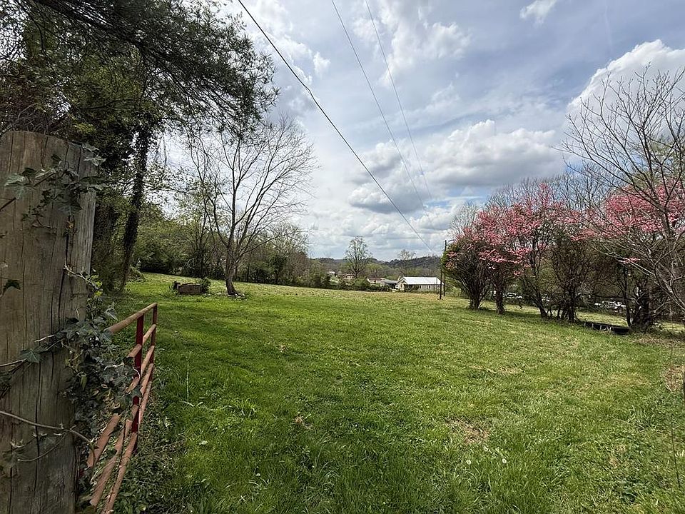 1st image of 317 Robinson Road