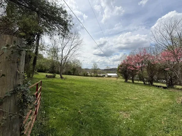317 Robinson Road, Andrews, NC 28901