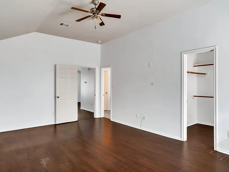 15807 Little Miss Creek Dr — Photo 24