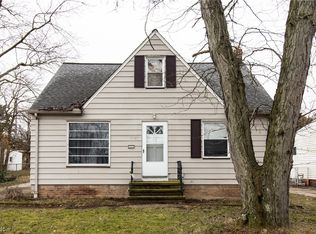 5145 Catherine St, Maple Heights, OH