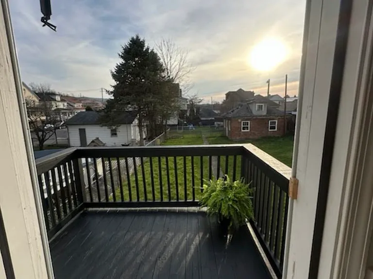 New Grant St — Photo 15