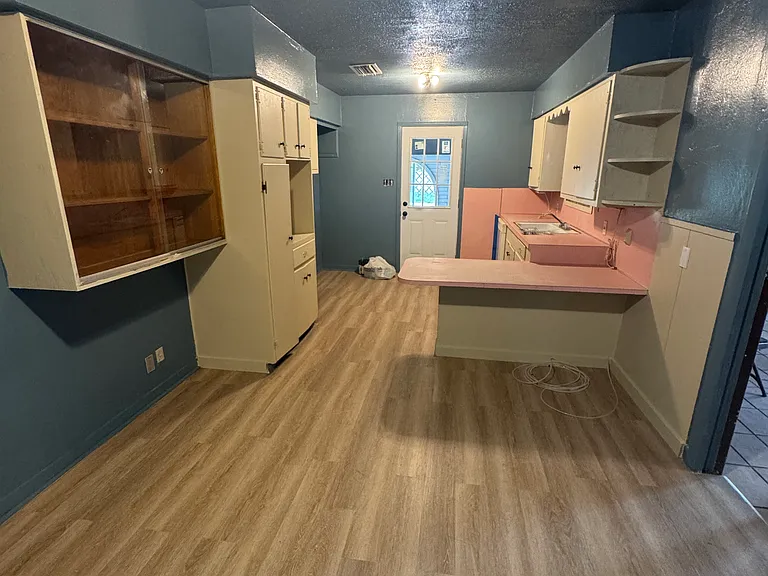 809 Loma St — Photo 20
