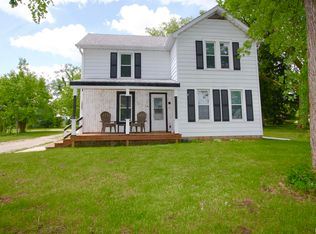 14701 N Old Galena Rd, Chillicothe, IL 61523