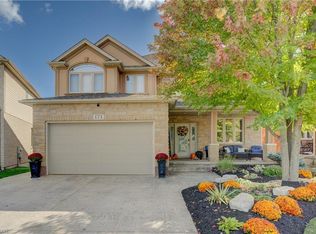 171 Pine Valley Dr, Kitchener, ON N2P2V8