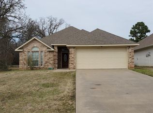 1221 Amsden Cir, Denison, TX 75020