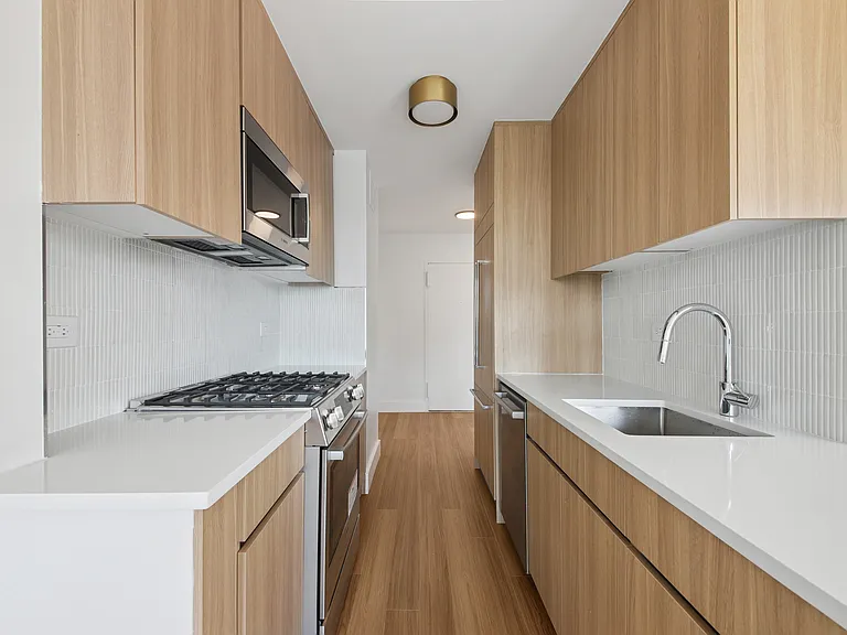 501 E 87th St #18A — Photo 5
