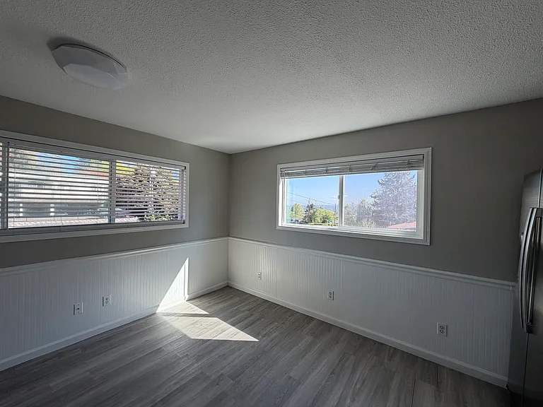 10730 Myers Way S #2 — Photo 6