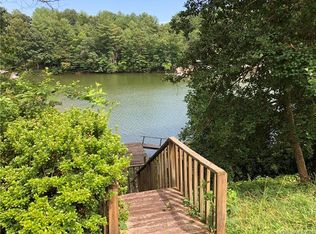 411 Crappie Hollow Ln, Taylorsville, NC 28681