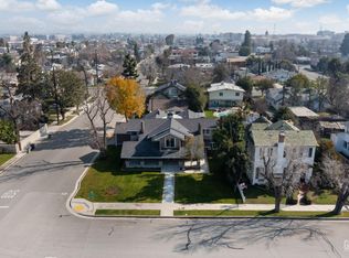 2120 B St, Bakersfield, CA 93301